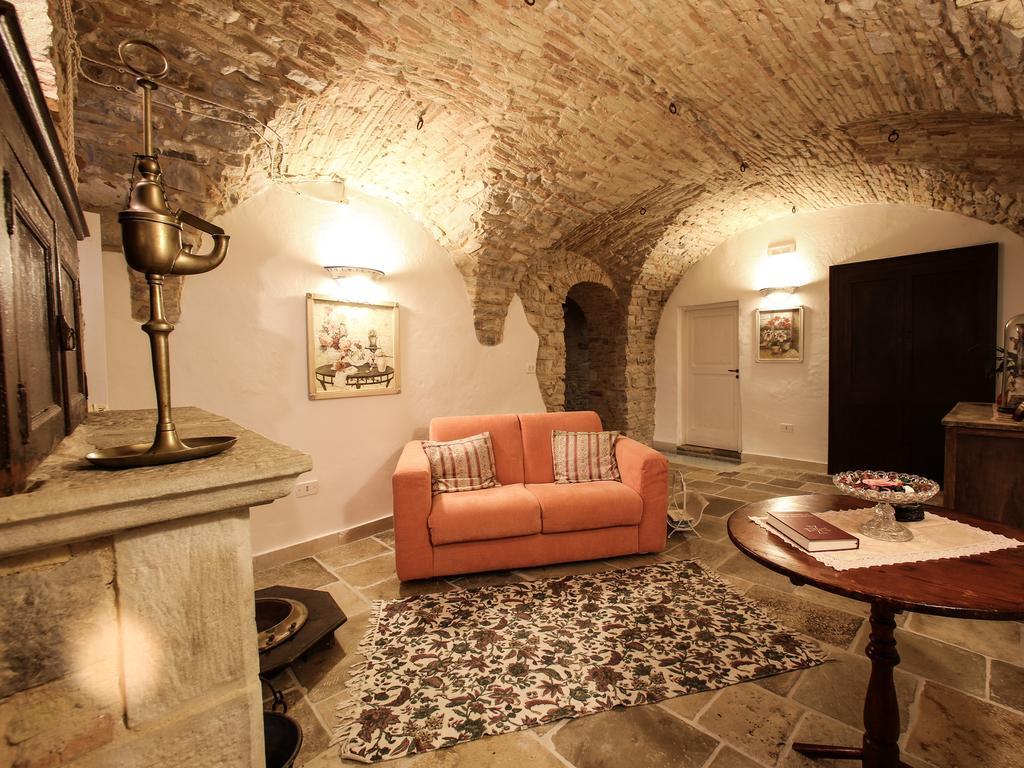 I Templari Di Alberona Hotel Exterior photo