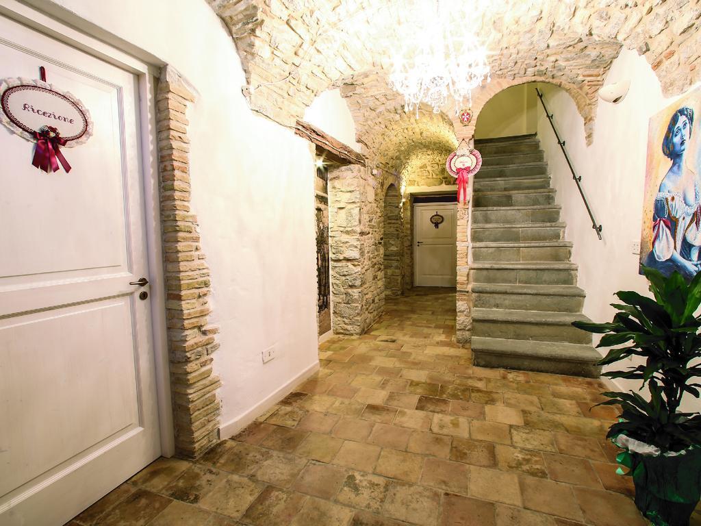 I Templari Di Alberona Hotel Exterior photo