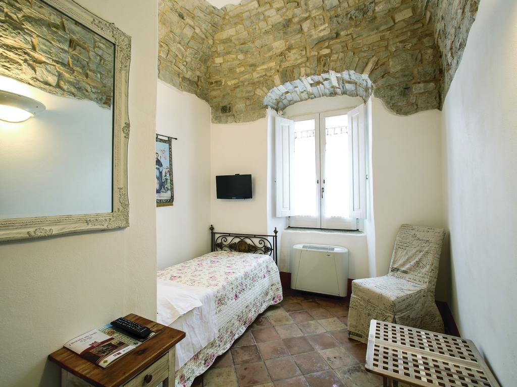I Templari Di Alberona Hotel Room photo