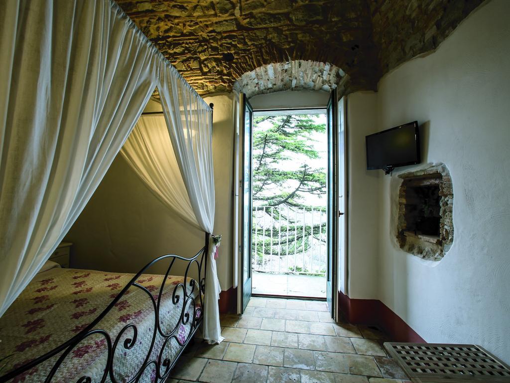 I Templari Di Alberona Hotel Room photo