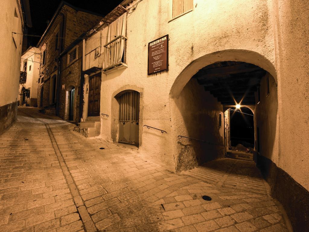 I Templari Di Alberona Hotel Exterior photo