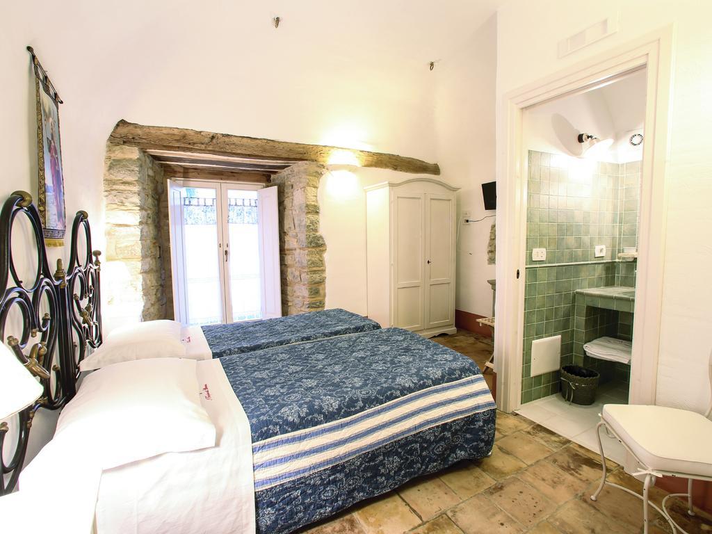 I Templari Di Alberona Hotel Room photo