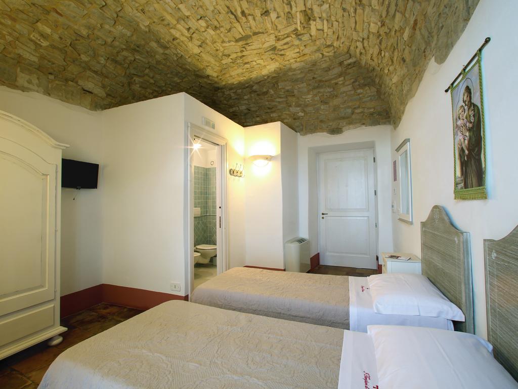 I Templari Di Alberona Hotel Room photo